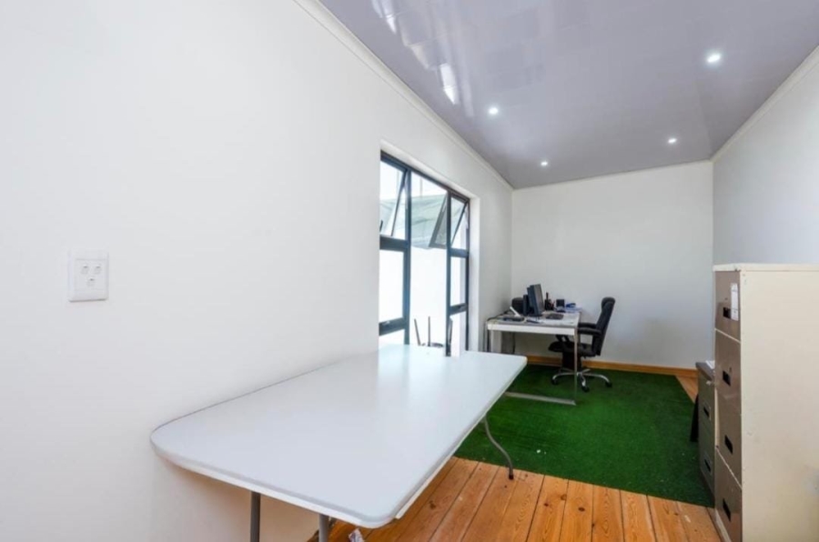 3 Bedroom Property for Sale in Lansdowne Western Cape